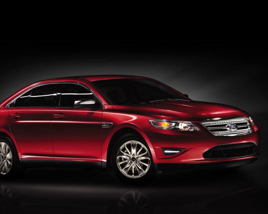  Ford Taurus 2010 года  (фото 86 из 161)